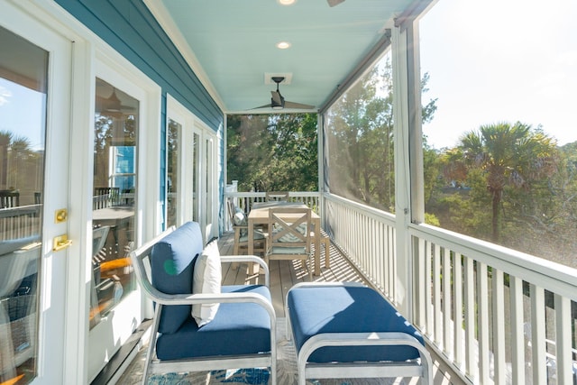 sunroom / solarium with a healthy amount of sunlight