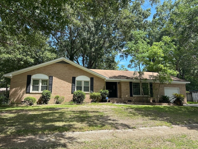2827 Haverhill Cir N, Charleston, SC 29420 - ranch-style house featuring brick siding, an attached garage, a front lawn, and crawl space