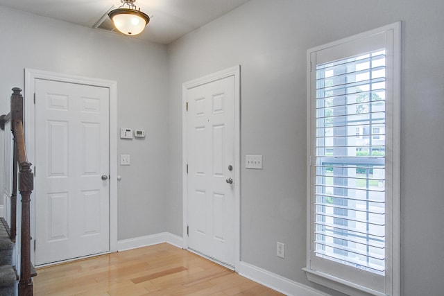 116 Venezia Ct, Ladson, SC 29456 - foyer entrance featuring light wood-style flooring and baseboards