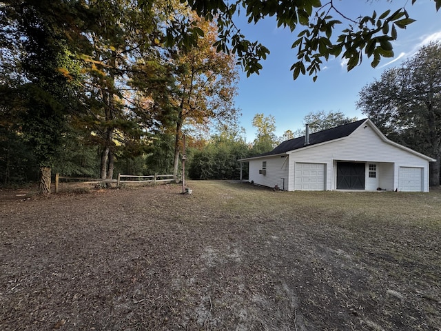 143 Fisk Rd, Dorchester, SC 29437 - view of yard with fence