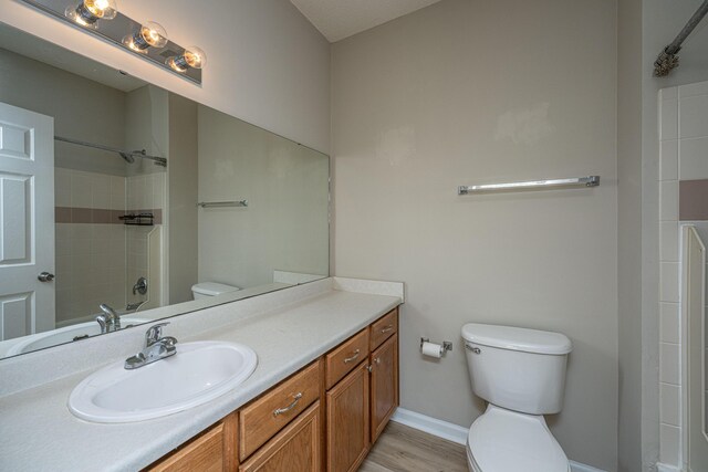 45 Scyamore Ave Unit 623, Charleston, SC 29407 - full bath with vanity and wood finished floors