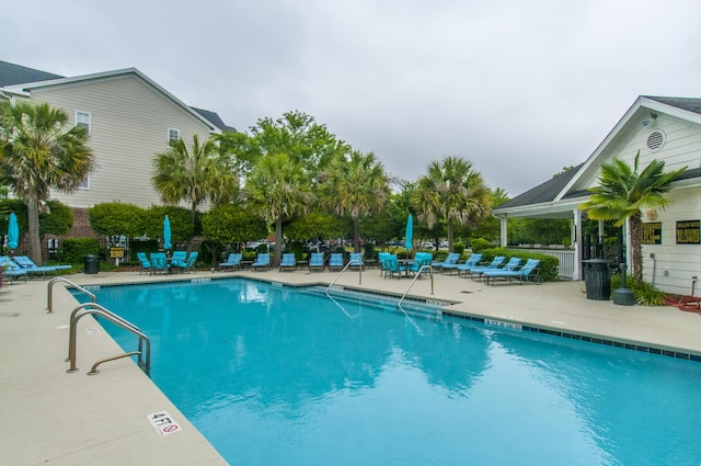 45 Scyamore Ave Unit 623, Charleston, SC 29407 - community pool featuring a patio