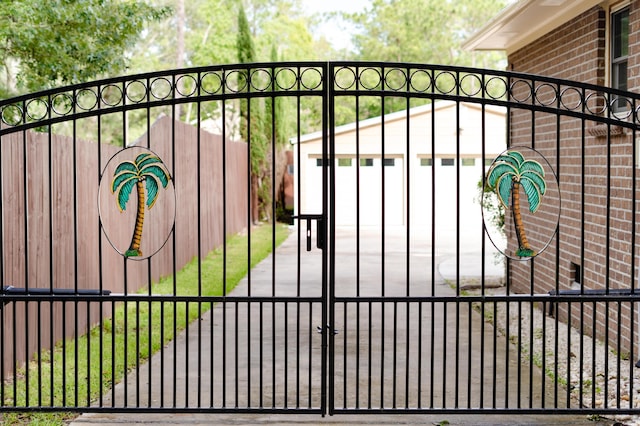 1551 Hutton Pl, Charleston, SC 29407 - view of gate