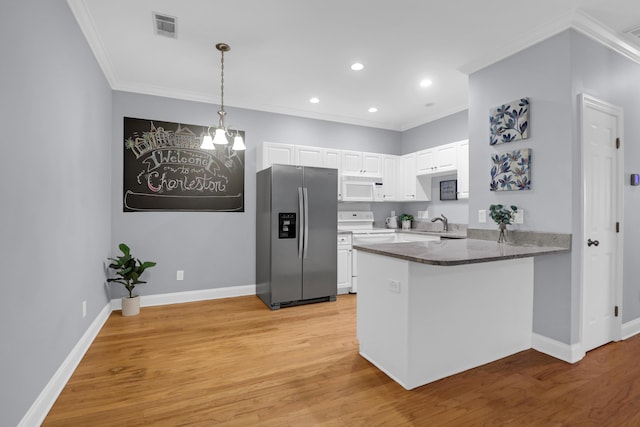 4003 Radcliffe Place Dr Unit B6, Charleston, SC 29414 - kitchen with white appliances, a peninsula, ornamental molding, white cabinetry, and light wood finished floors