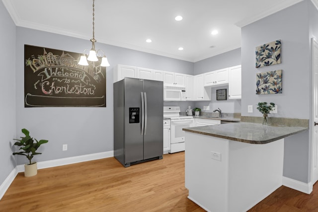 4003 Radcliffe Place Dr Unit B6, Charleston, SC 29414 - kitchen with white appliances, a sink, a peninsula, white cabinets, and light wood-style floors