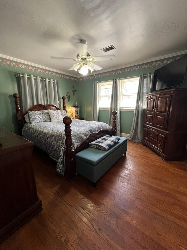 111 Newington Rd, Summerville, SC 29485 - bedroom with a ceiling fan, a textured ceiling, visible vents, and wood finished floors