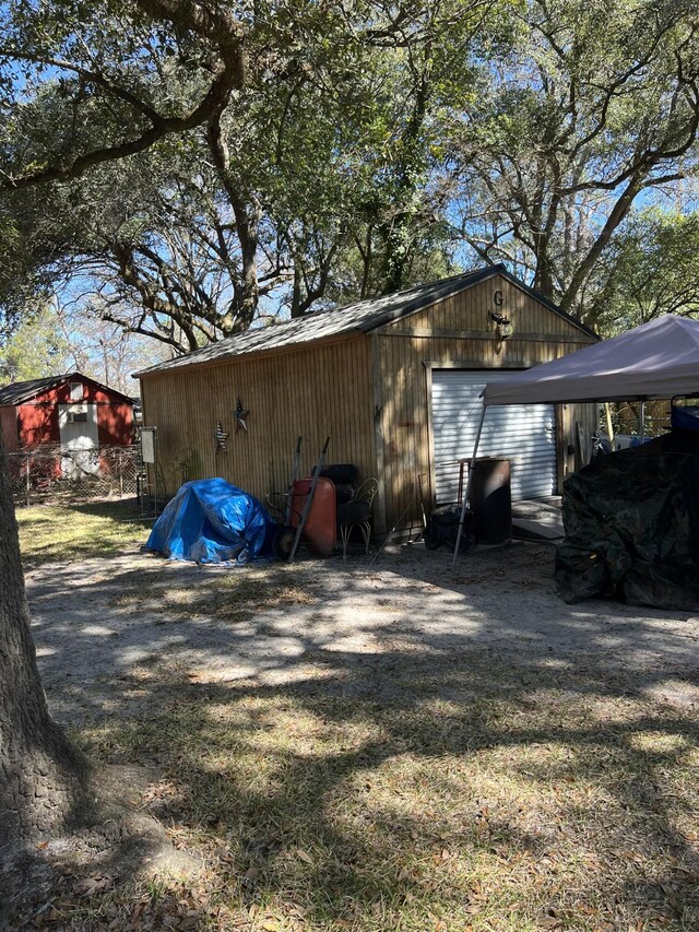 111 Newington Rd, Summerville, SC 29485 - view of outdoor structure featuring an outbuilding