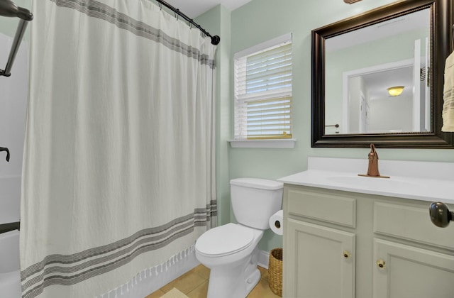 full bath with tile patterned floors, a shower with shower curtain, toilet, and vanity