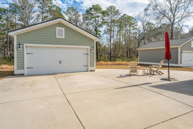 view of detached garage