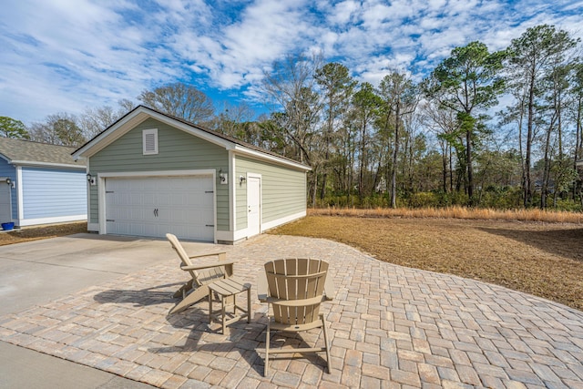 view of detached garage