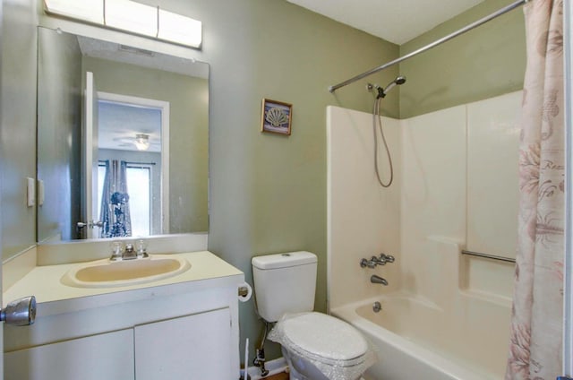 607 Waterwood Dr, Goose Creek, SC 29445 - bathroom featuring vanity, shower / bath combo with shower curtain, and toilet