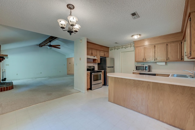 441 Compton Dr, Moncks Corner, SC 29461 - kitchen featuring stainless steel appliances, a sink, open floor plan, a peninsula, and ceiling fan