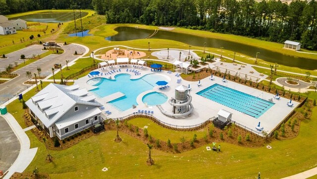 323 Bear Paw Ln, Summerville, SC 29486 - aerial view of a pool area and a nearby body of water