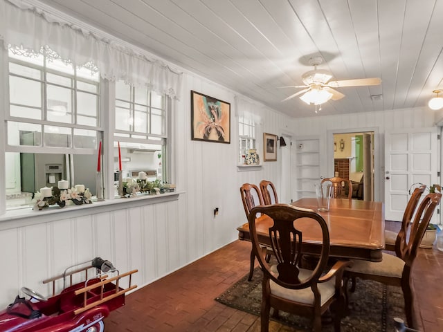 dining area featuring ceiling fan