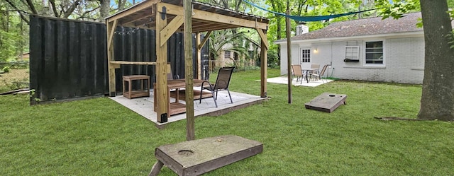 view of yard with a patio area