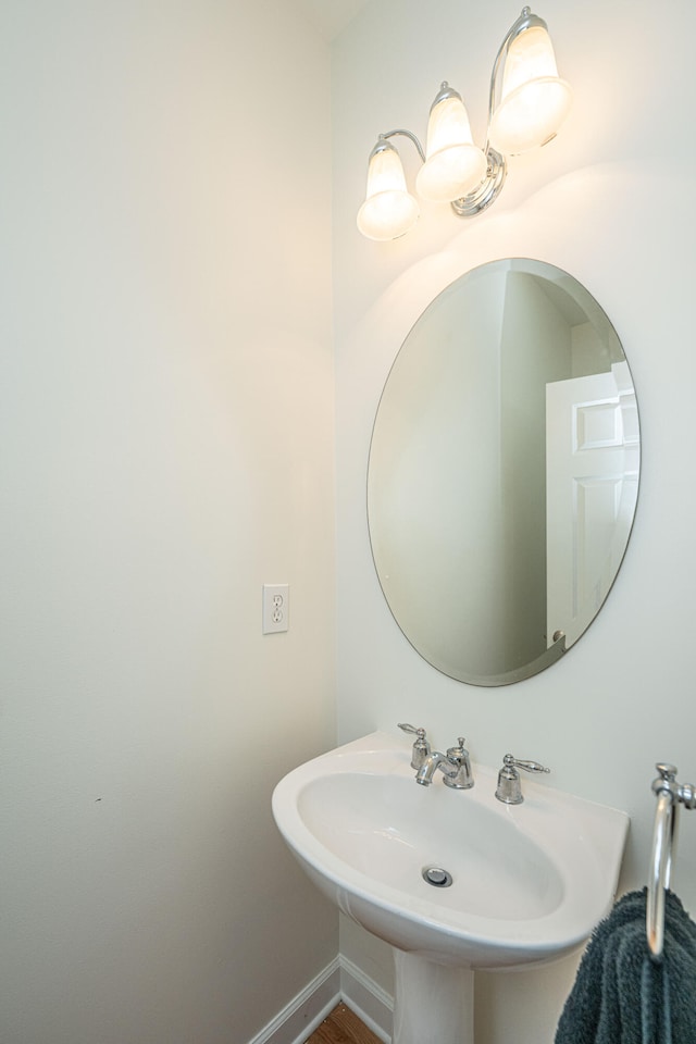 bathroom with sink