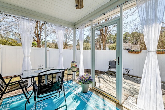 view of sunroom / solarium