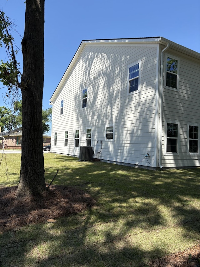 819 Burger St, Charleston, SC 29407 - rear view of property featuring cooling unit and a yard