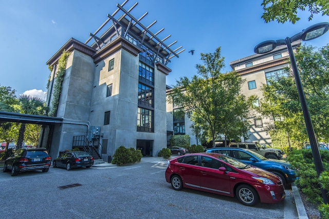 view of building exterior