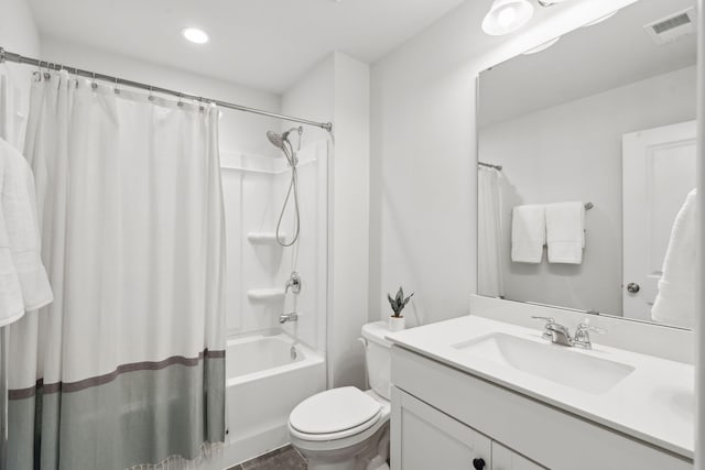 2267 Kemmerlin St, Johns Island, SC 29455 - full bathroom featuring vanity, shower / tub combo, and recessed lighting