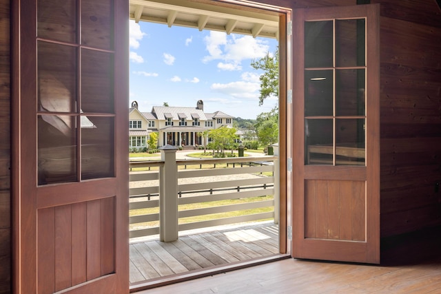 4855 Retriever Rd, Wadmalaw Island, SC 29487 - entryway featuring wood finished floors