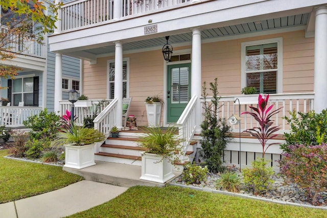 doorway to property featuring a porch