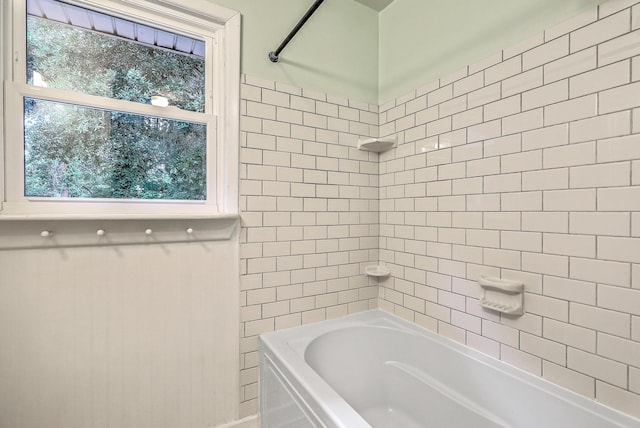4729 Lang Ridge Dr, North Charleston, SC 29405 - full bath with plenty of natural light and shower / bath combination