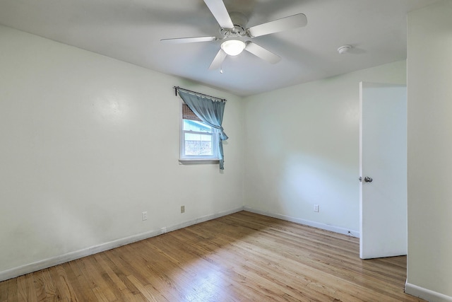 4729 Lang Ridge Dr, North Charleston, SC 29405 - unfurnished room featuring light wood-type flooring, a ceiling fan, and baseboards