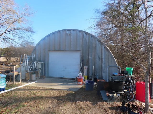 1236 Eutaw Rd, Eutawville, SC 29048 - view of outdoor structure with driveway and an outdoor structure