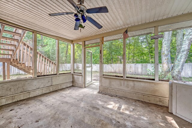4606 Moss Ct, North Charleston, SC 29420 - unfurnished sunroom featuring a ceiling fan