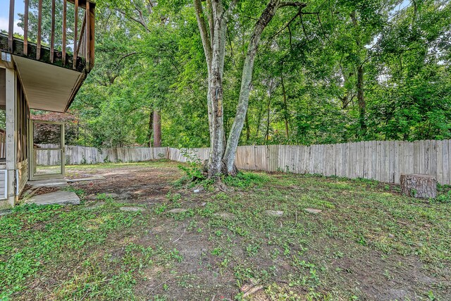 4606 Moss Ct, North Charleston, SC 29420 - view of fenced backyard