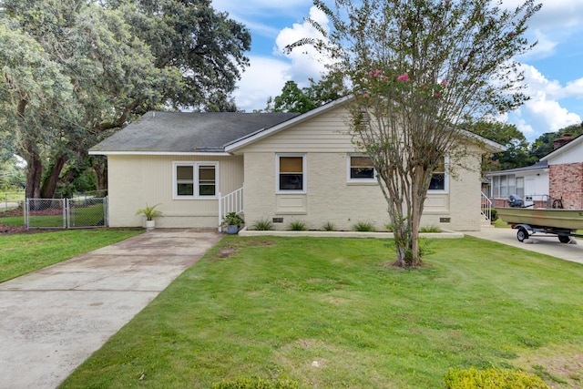 view of front of home with a front yard