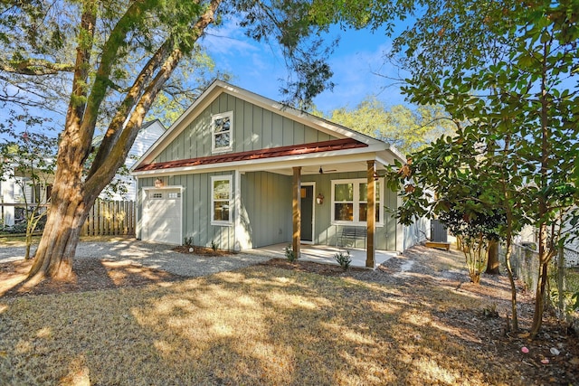 bungalow featuring covered porch