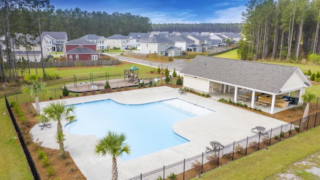 108 Glenspring Dr, Summerville, SC 29486 - community pool with a residential view and a patio area