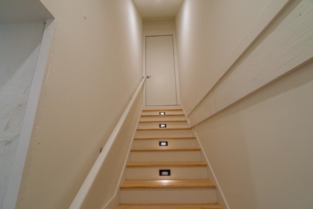 305 Matilda St, Edisto Beach, SC 29438 - view of stairway