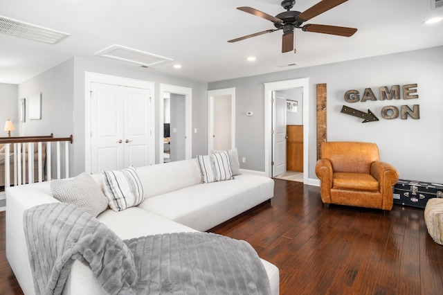 living area featuring recessed lighting, hardwood / wood-style floors, visible vents, and a ceiling fan