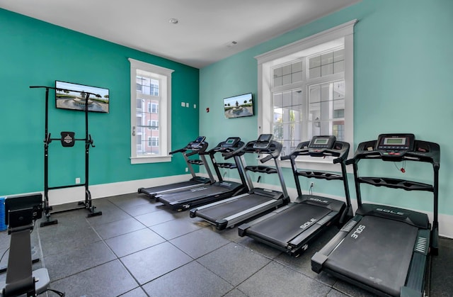 307 Morning Marsh Ln, Charleston, SC 29492 - workout area featuring baseboards