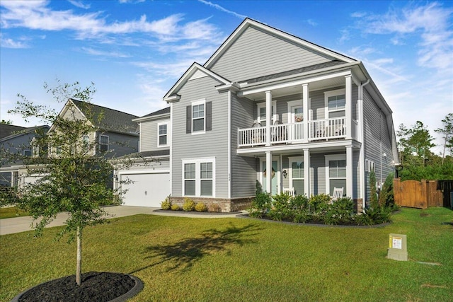 view of front facade featuring driveway, a front lawn, a porch, fence, and a balcony