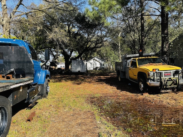 1255 Remount Rd, North Charleston, SC 29406 - view of yard