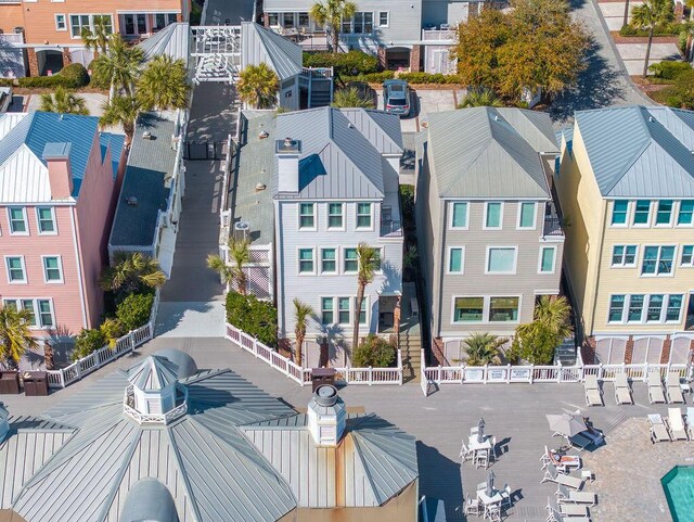 drone / aerial view featuring a residential view