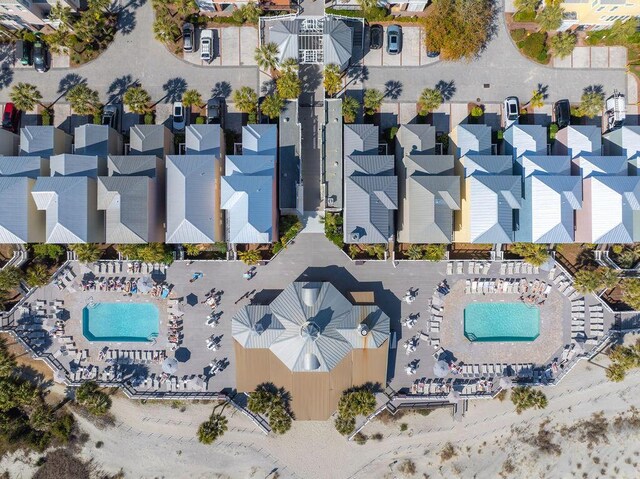 birds eye view of property featuring a residential view