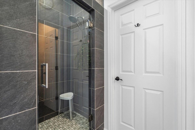555 Pointe Of Oaks Rd, Summerville, SC 29485 - full bath featuring a stall shower and tile patterned flooring