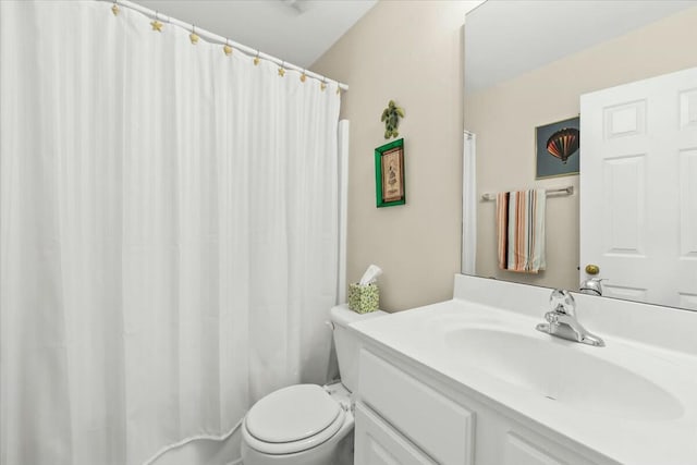 2132 Summerwood Dr, Mount Pleasant, SC 29466 - full bath featuring toilet, vanity, and curtained shower