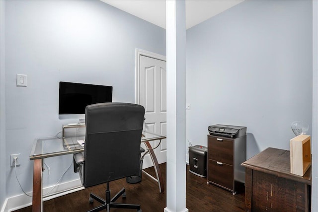 office space with dark hardwood / wood-style floors