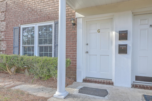 view of property entrance