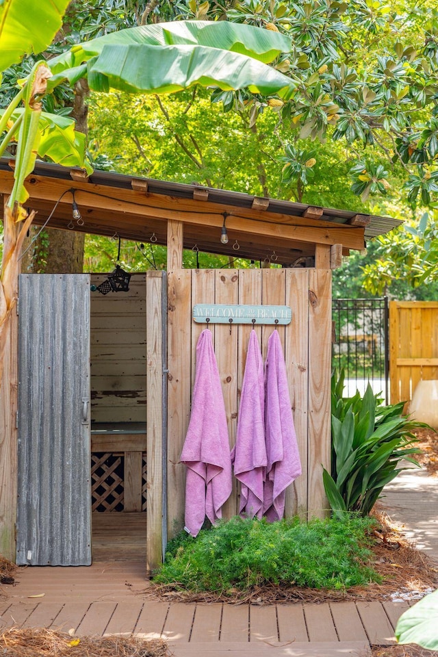 view of outbuilding