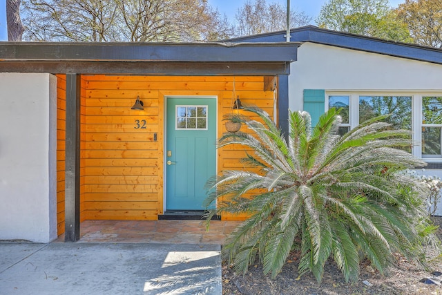 32 Briarcliff Dr, Charleston, SC 29407 - view of exterior entry featuring stucco siding