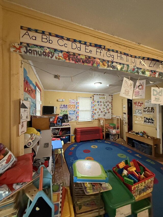 715 Yew St, Charleston, SC 29407 - view of recreation room
