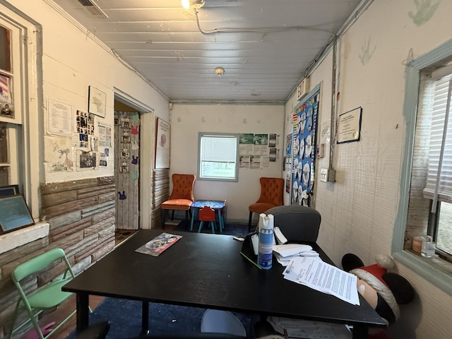 715 Yew St, Charleston, SC 29407 - view of office space
