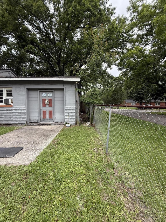 715 Yew St, Charleston, SC 29407 - view of yard